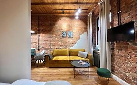 Apartament Kajmakowy z widokiem na Stare Miasto. Netflix